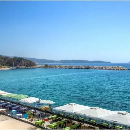 Molos Hotell