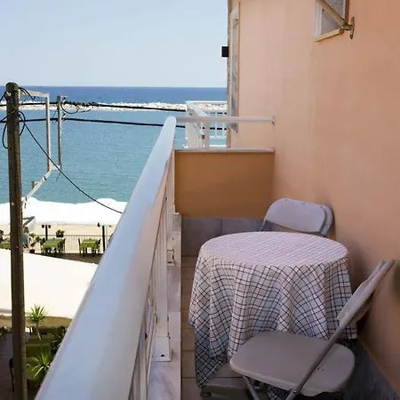 Hotell Molos